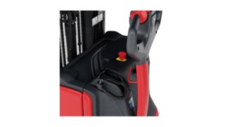 Integriertes Ladegerät für Li-ION- oder Blei-Säure-Batterien Integriertes Ladegerät für Li-ION- oder Blei-Säure-Batterien