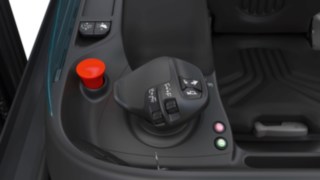 Der Linde Multifunktionshebel wurde als Gegenstück zur menschlichen Hand entworfen. Der Multifunktionshebel von Linde Material Handling im Innenraum des Fahrzeugs
