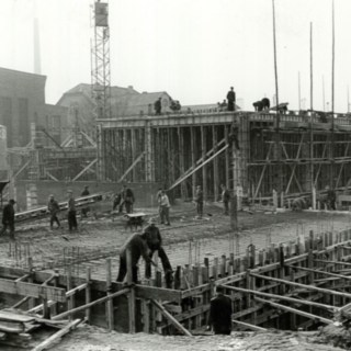 Baustelle mit Gerüst bei Linde Material Handling in Aschaffenburg Baustelle mit Gerüst bei Linde Material Handling in Aschaffenburg