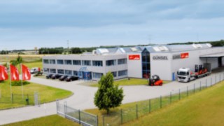 Firmensitz Günsel Fördertechnik und Fahrzeugbau GmbH Firmensitz Günsel Fördertechnik und Fahrzeugbau GmbH