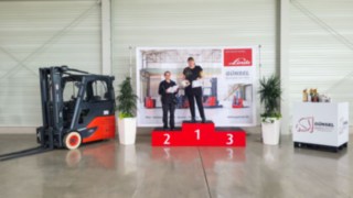 Staplerfahrerinnen beim StaplerCup